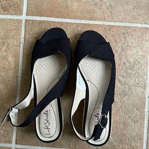 Life Stride Flex Sandals